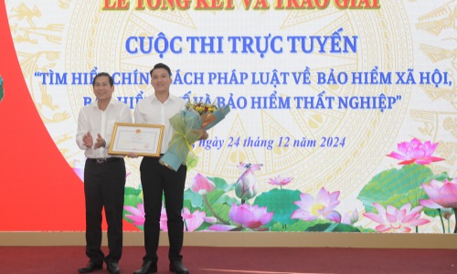 Sóc Trăng: Trao giải cuộc thi “Tìm hiểu chính sách pháp luật về bảo hiểm xã hội, bảo hiểm y tế và bảo hiểm thất nghiệp”